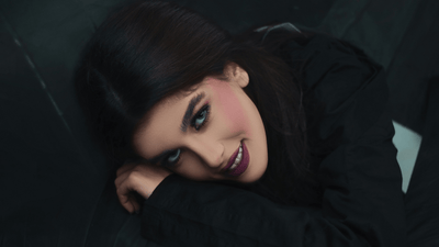 Gotické korzetové šaty – ako zvýrazniť pás a dodať postave výraznosť?